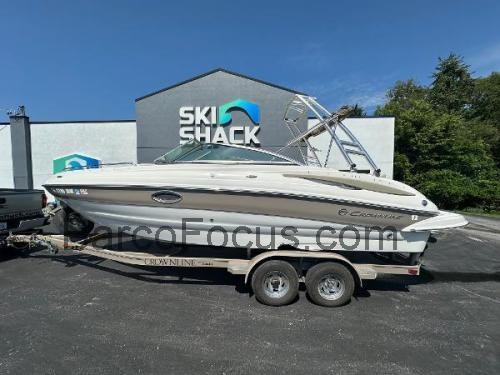 Crownline 240 LS ficha tecnica